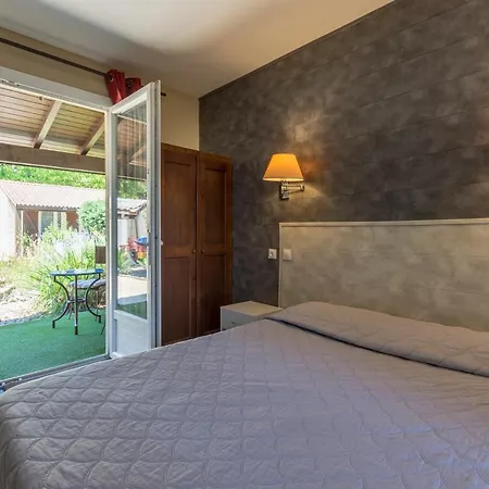 Logis Hotel Le Vieux Moulin 2* Gignac (Herault)