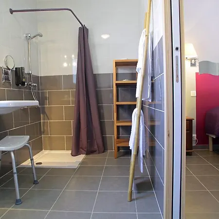 Logis Hotel Le Vieux Moulin Hotel Gignac (Herault)