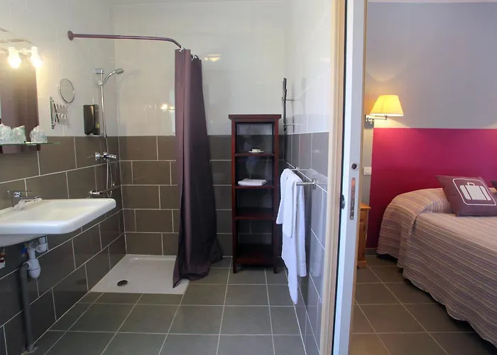 Logis Le Vieux Moulin 2*