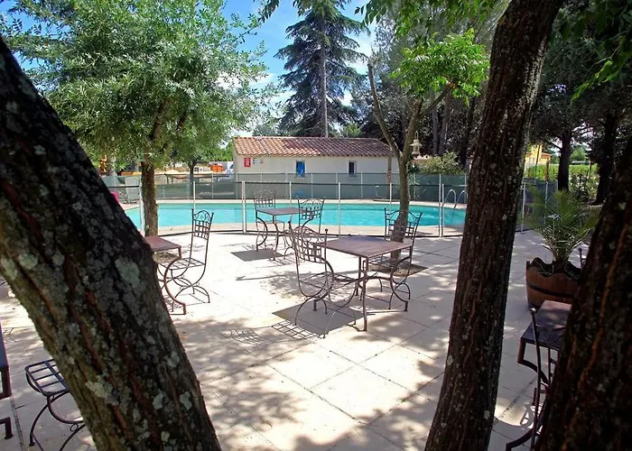 Logis Le Vieux Moulin ホテル